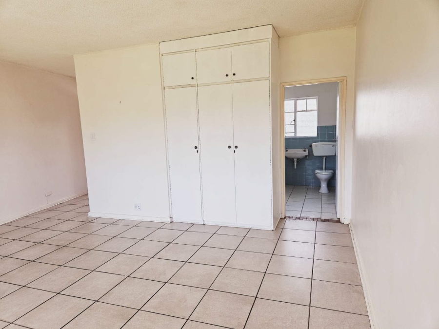 To Let 1 Bedroom Property for Rent in Kabega Park Eastern Cape